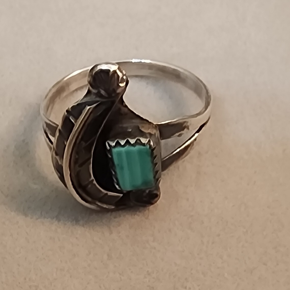 Suni Turquoise Sterling leaf ring